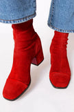 Renata – Botins elegantes de salto largo