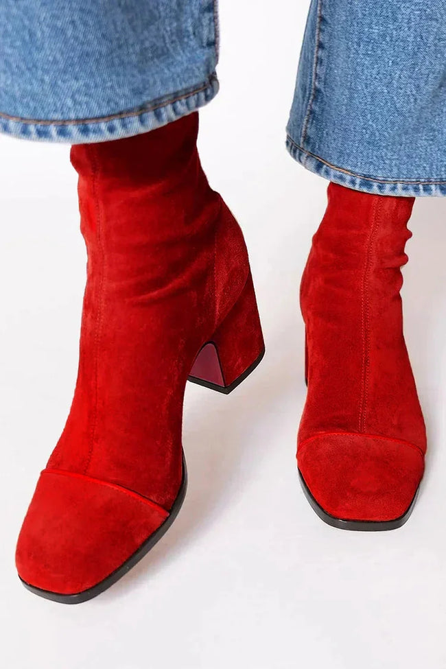 Renata – Botins elegantes de salto largo