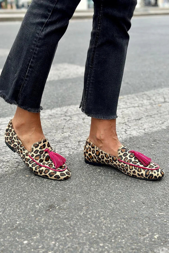 Rosalie - Mocassim de Leopardo com Bico Redondo e Borla