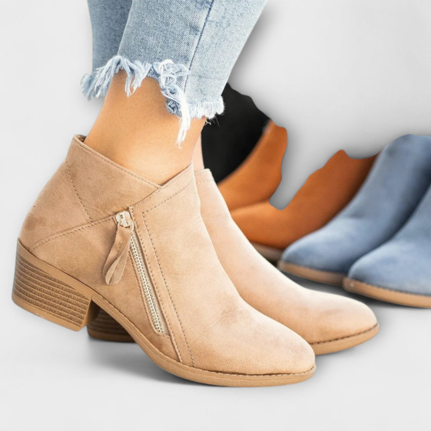 Natália – Botas de camurça com salto largo