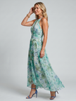 Vestido midi Portia plissado halter floral suave