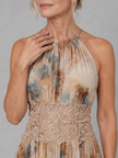 Vestido maxi Elavenue halter com cintura em renda
