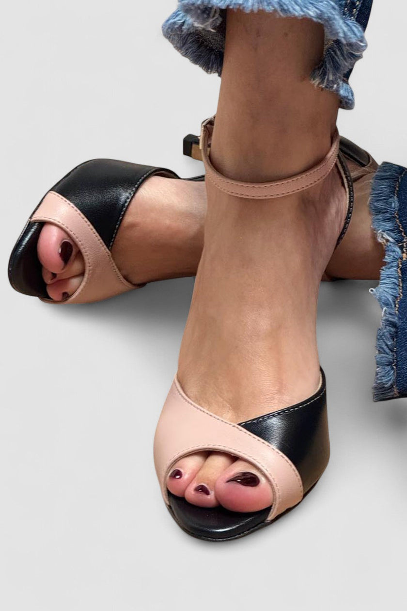 Sapatos de salto médio com tira no tornozelo feminino