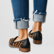 Maisie - Mocassim de Bico Fino com Laterais Baixas