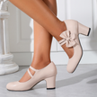 Bela - Saltos com Laço feminino