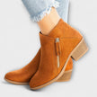 Natália – Botas de camurça com salto largo