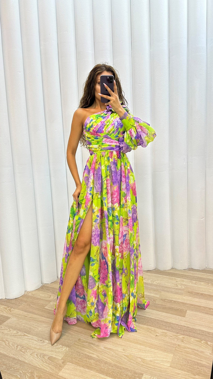 Vestido Elegante e Fluido feminino
