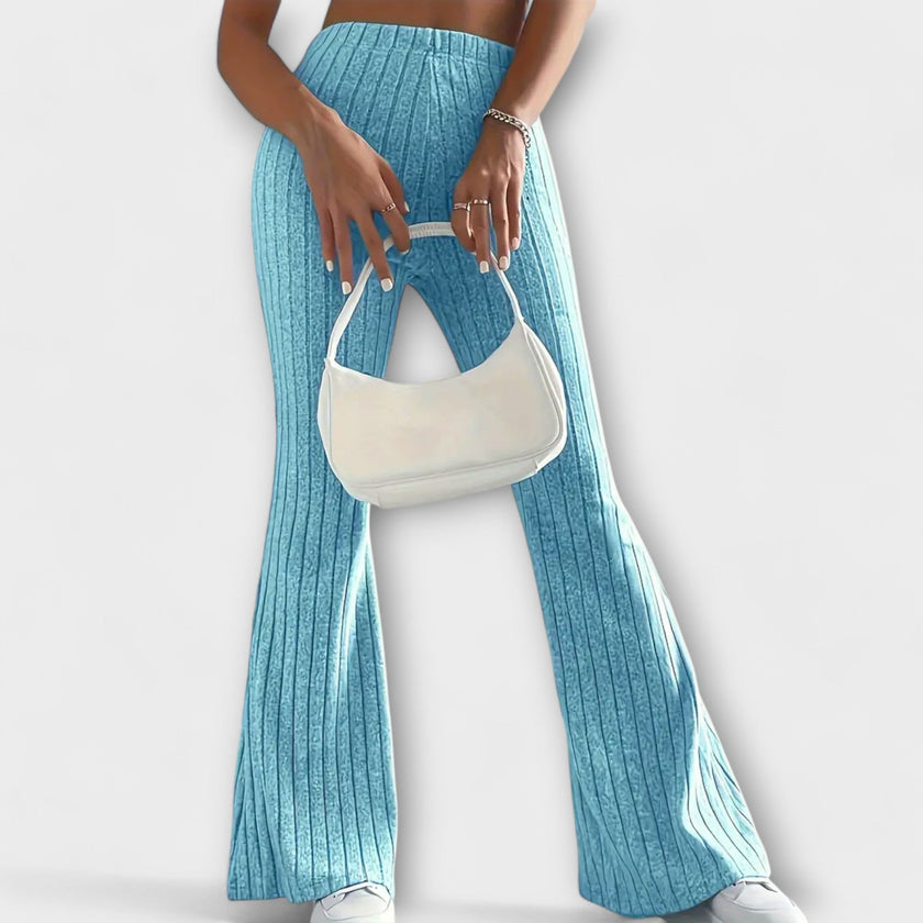 Calças largas com estilo feminino
