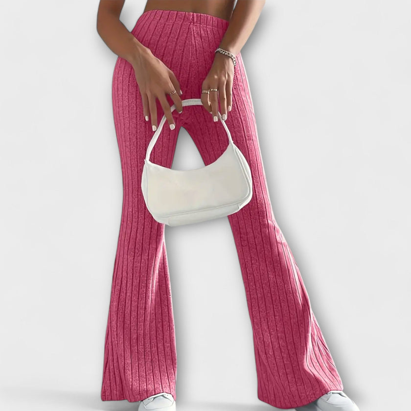 Calças largas com estilo feminino