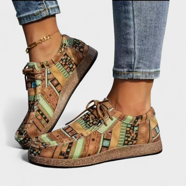 Glória – Sapatos coloridos de inspiração artística