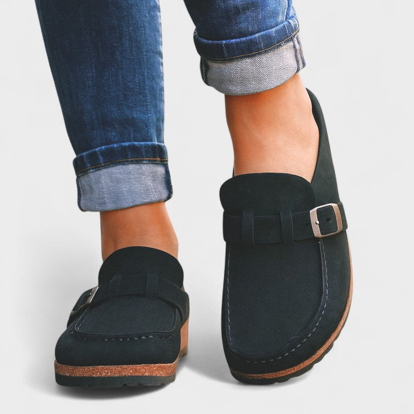 Ísis – Mocassins de camurça com fivela