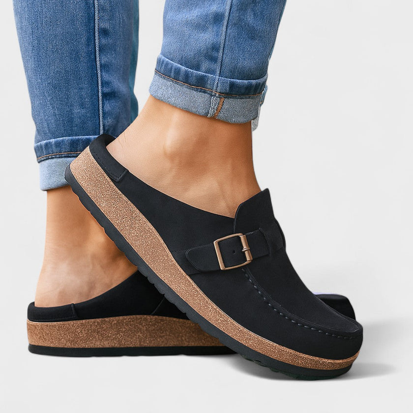 Ísis – Mocassins de camurça com fivela