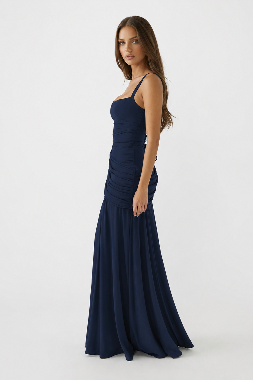Vestido Maxi Aurélia — Elegância que Valoriza a Silhueta