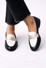 Willow - Mocassim Bicolor com Tira Frontal Metalizada