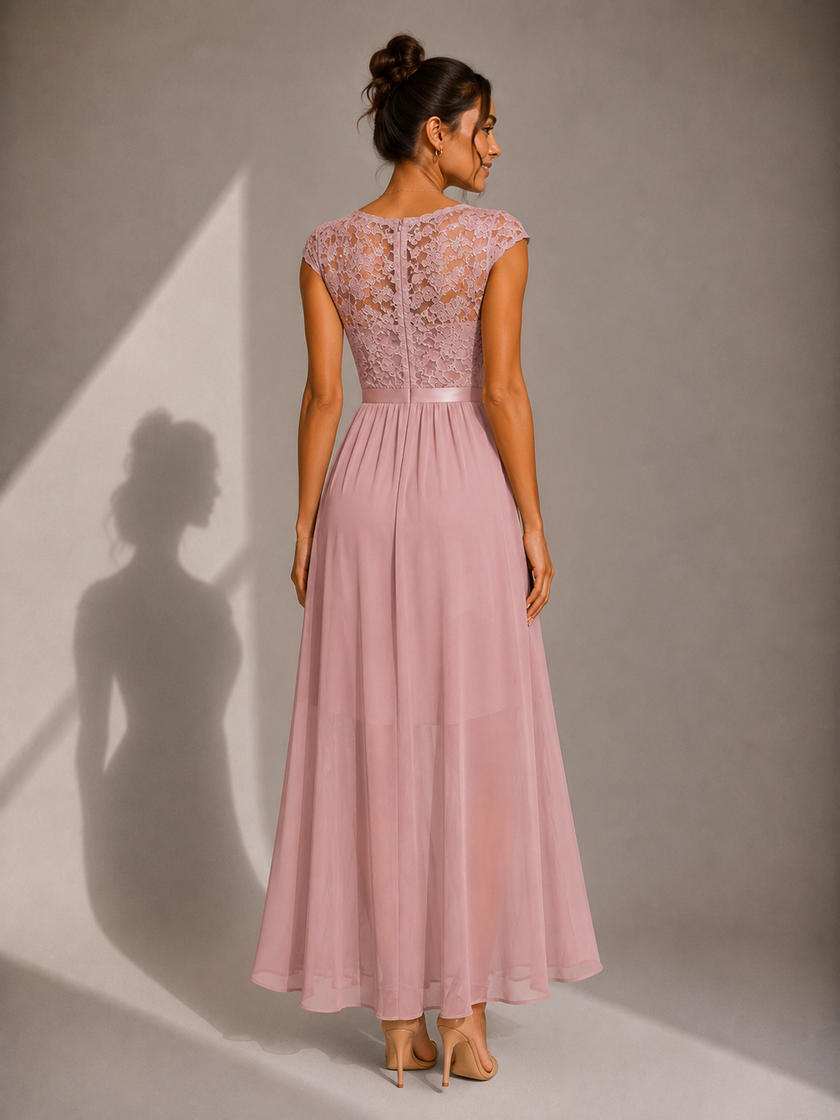 ADRIANA — ELEGÂNCIA ROMÂNTICA PARA MOMENTOS ESPECIAIS