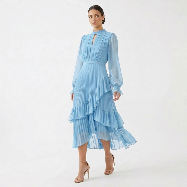 Mariana | Vestido Plissado com Mangas Fluídas e Folhos Assimétricos