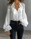 Laceva | Blusa com Renda Floral e Mangas Lanternas
