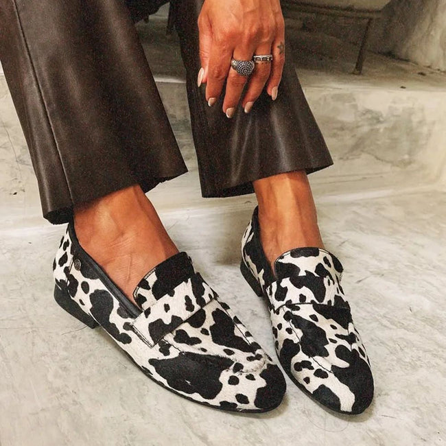 Darcy - Mocassim com Tira Frontal e Padrão Malhado