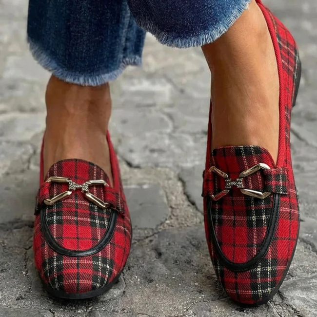 Rowan - Mocassim Xadrez com Fivela de Strass