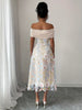 Vestido Noelia com bordado floral e elegância romântica