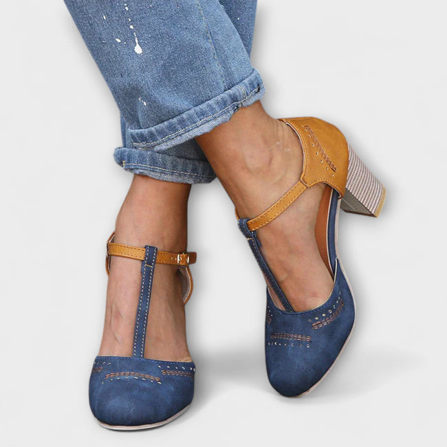 Noemi – Sapatos de salto com tira em T