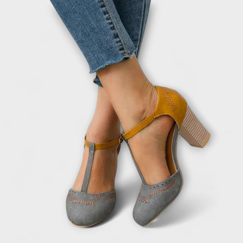 Noemi – Sapatos de salto com tira em T