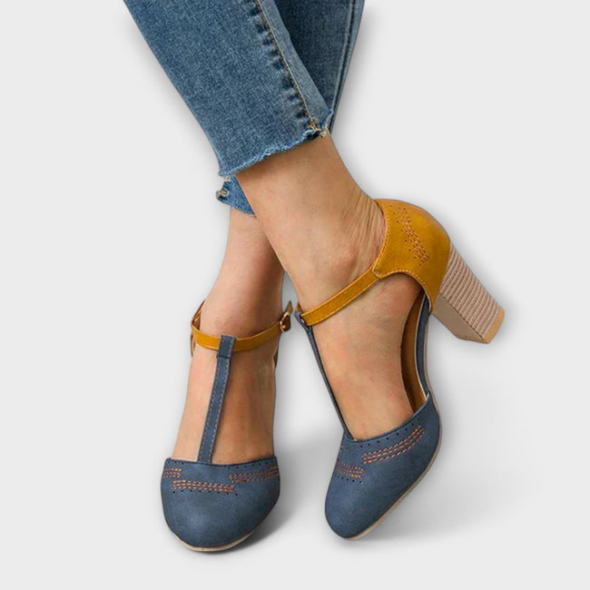 Noemi – Sapatos de salto com tira em T