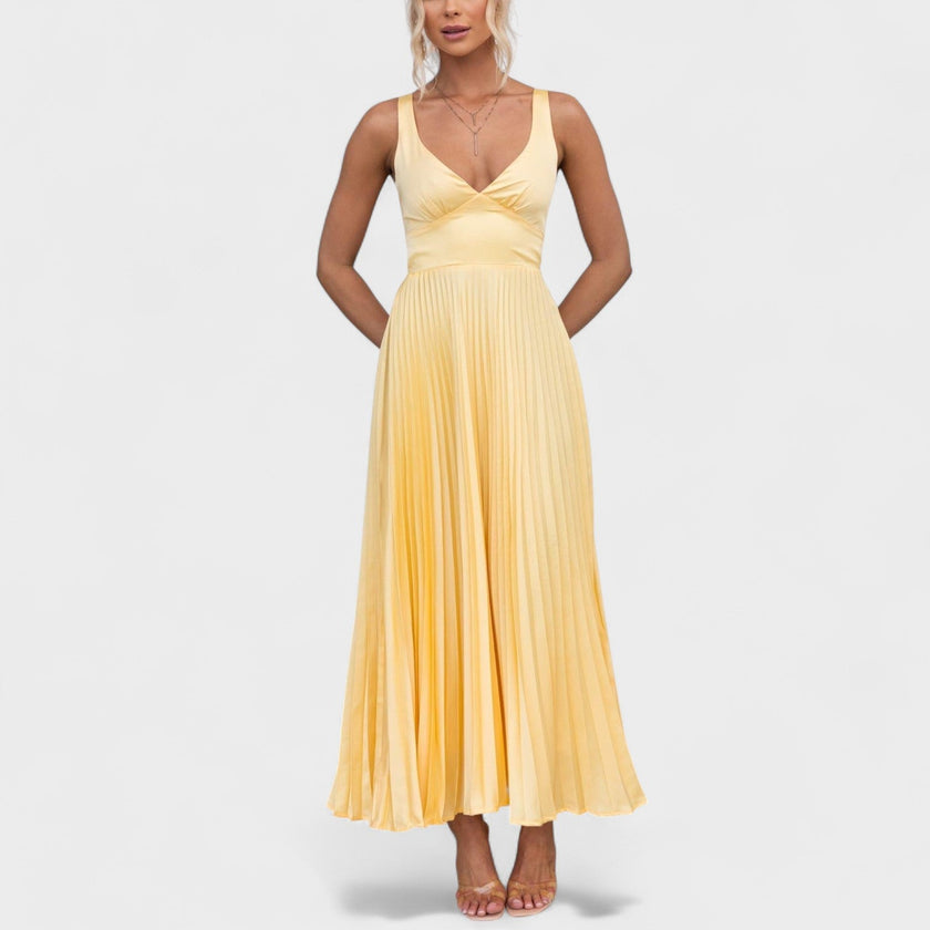 Vestido maxi amarelo plissado feminino