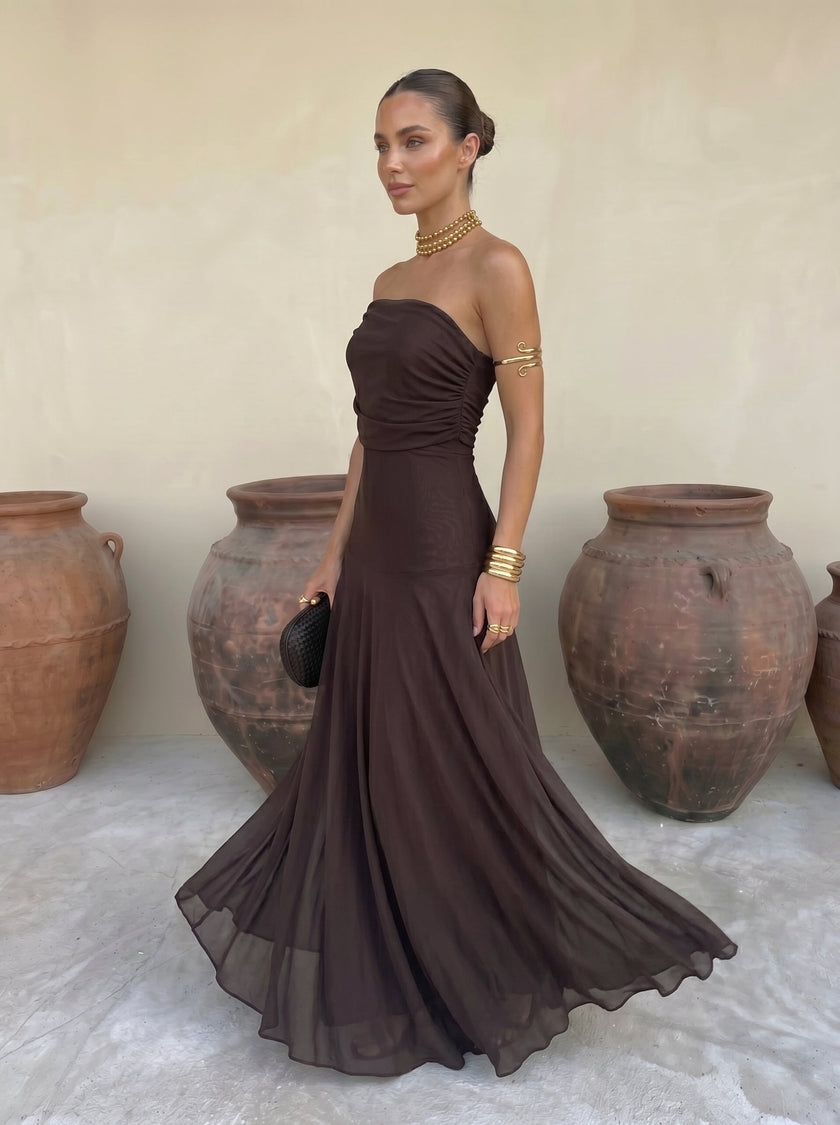 Inês | Vestido Maxi de Ombro Descoberto