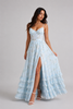Vestido Elora com decote delicado e elegância romântica