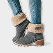 Noélia – Botas de cano médio com linhas elegantes