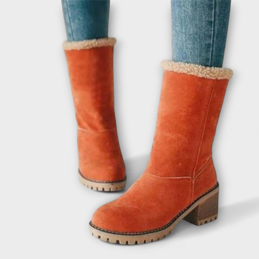 Noélia – Botas de cano médio com linhas elegantes