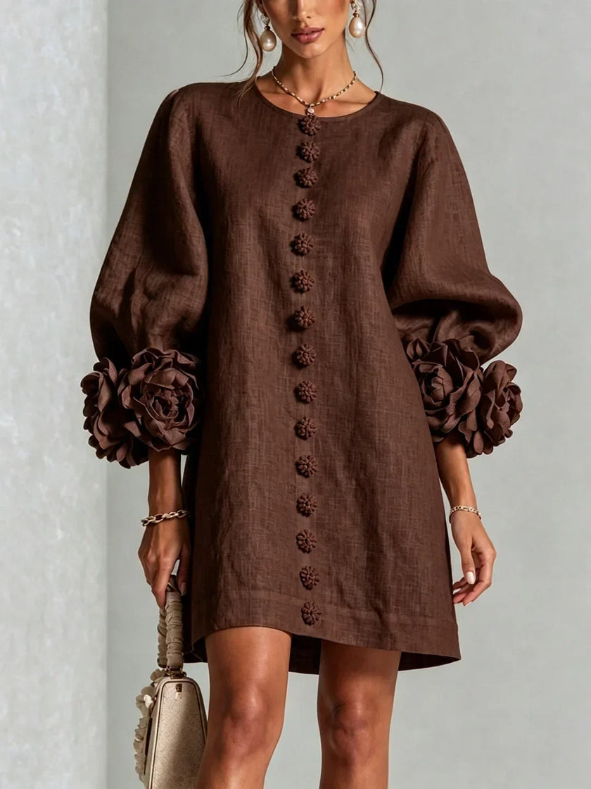 Adriana — Vestido Curto com Botões e Punhos Florais