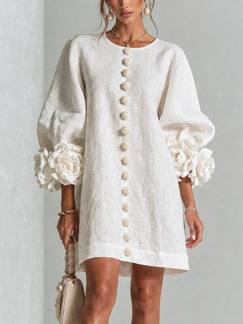 Adriana — Vestido Curto com Botões e Punhos Florais