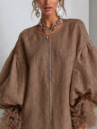Cláudia — Vestido Curto com Fecho Frontal e Mangas Balão