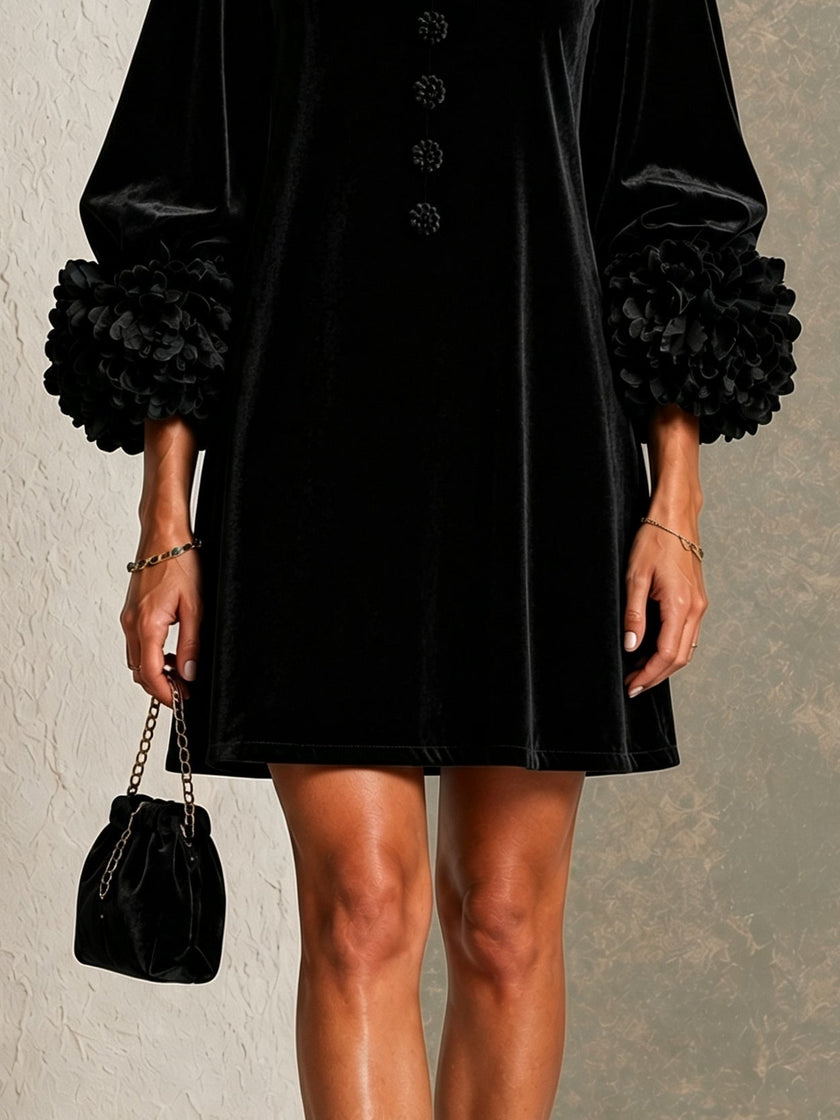 Celina — Vestido Curto com Decote Quadrado e Punhos com Folhos