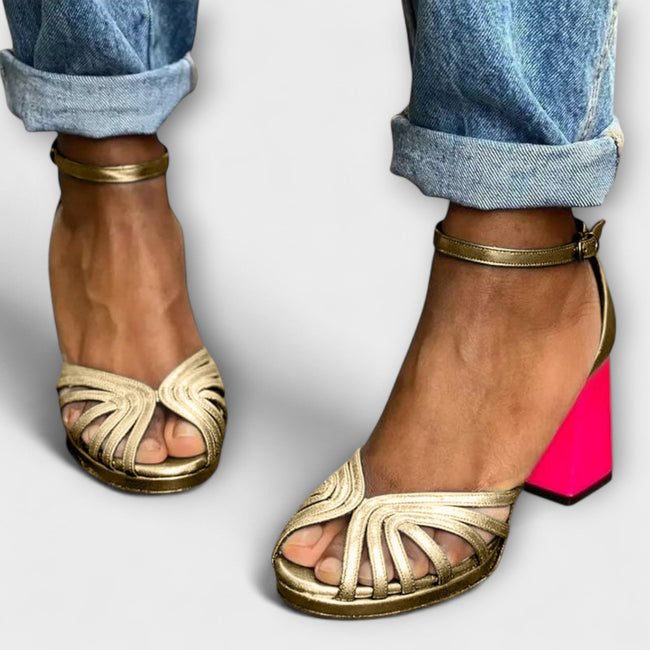 Célia – Sapatos de salto com acabamento luminoso
