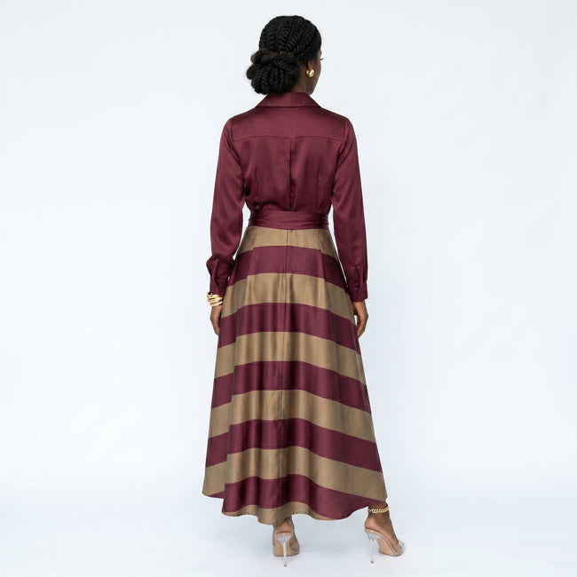 Beatriz | Vestido de Cetim às Riscas Elegante
