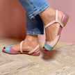 Roselina - Asymmetrische rosa Sandalen im Color-Block-Stil feminino