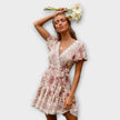 Vestido curto feminino