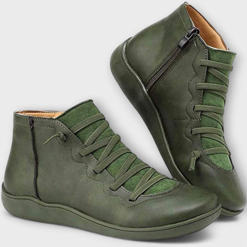 Lorena – Botins de cunha e linhas modernas