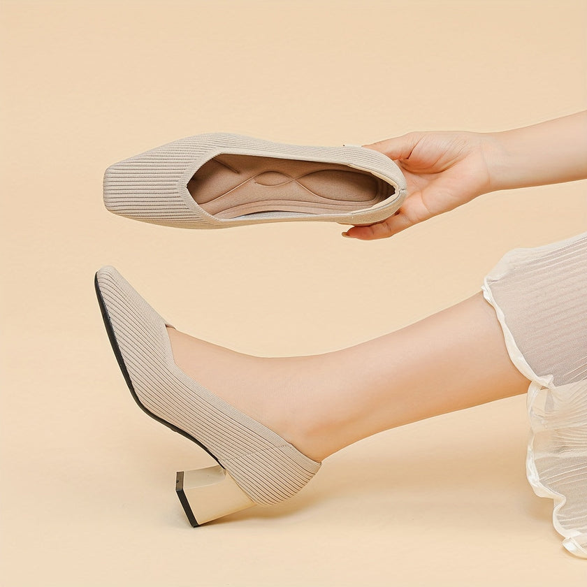 Mirela – Sapatos de salto bloco com linhas minimalistas