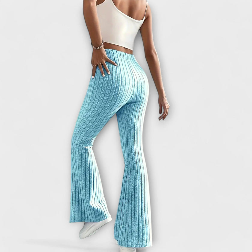 Calças largas com estilo feminino