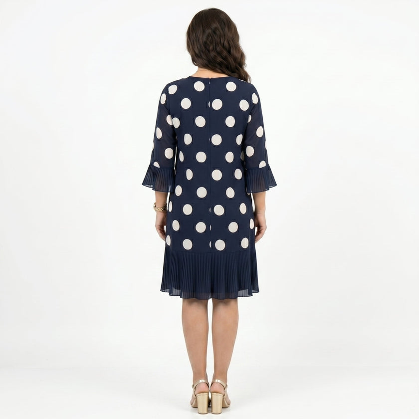 Clara | Vestido Azul Marinho às Bolinhas com Detalhe de Folhos