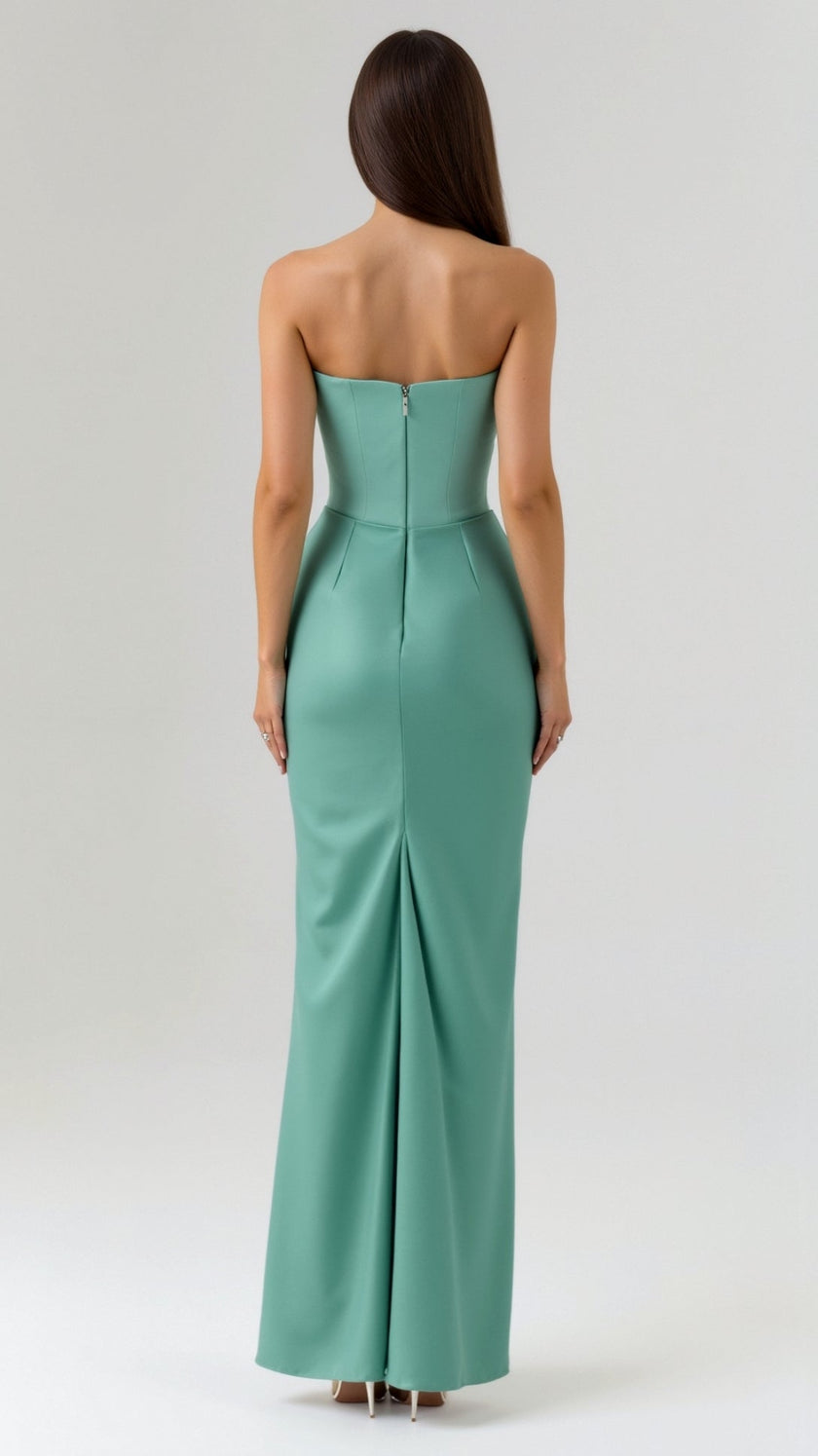 Vestido comprido com corpete feminino