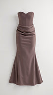 Vestido comprido com corpete feminino