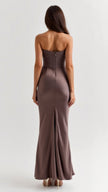 Vestido comprido com corpete feminino
