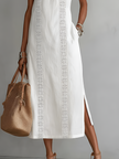 Vestido Clara com renda delicada e charme de verão