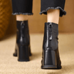 Anaïs – Botins de salto médio e linhas elegantes
