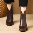 Anaïs – Botins de salto médio e linhas elegantes